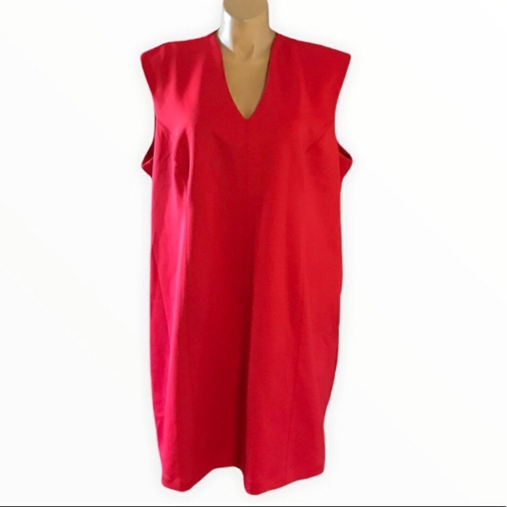 Avenue NWT SIZE 26/28 Red Dress
